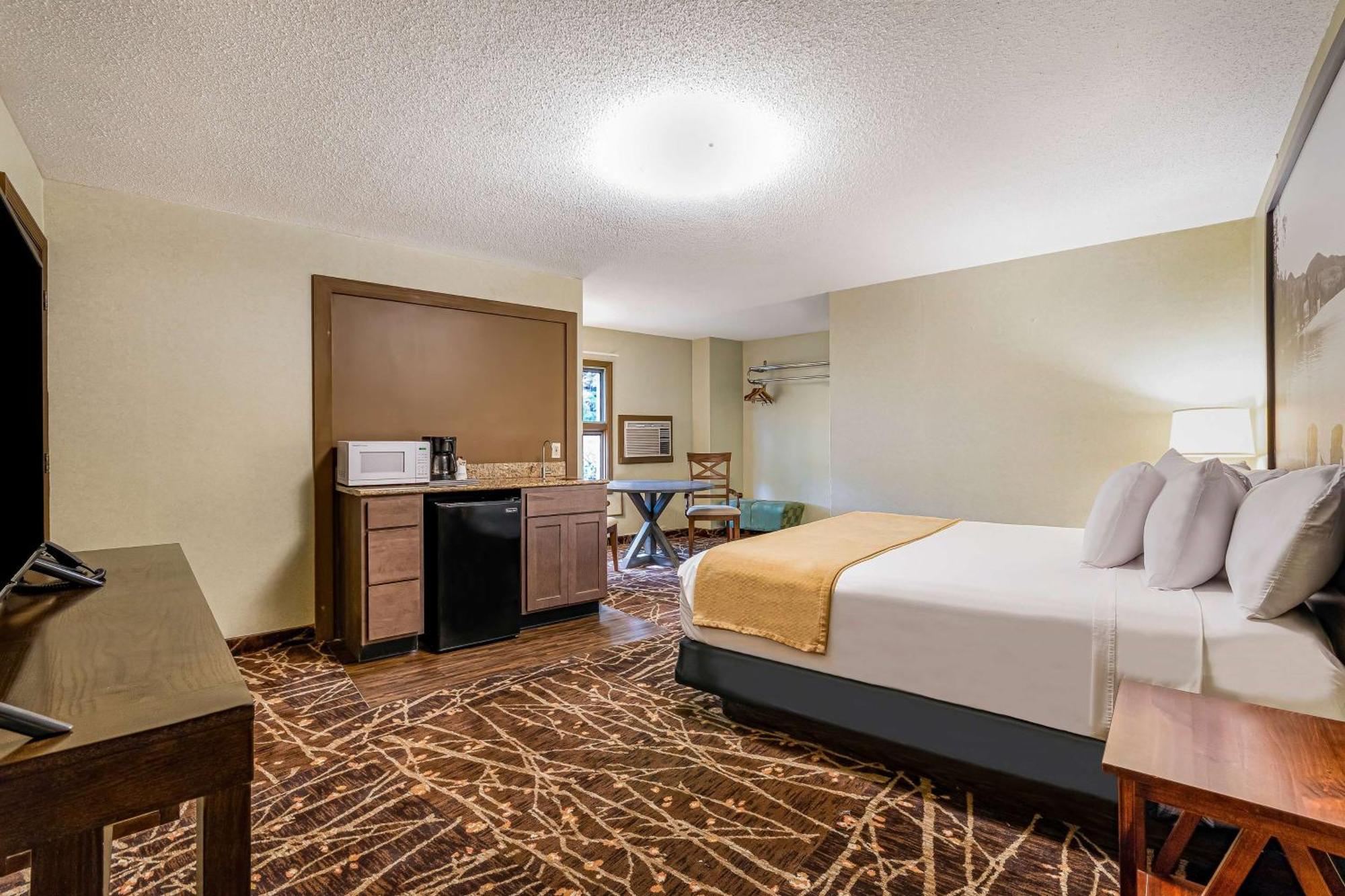 Super 8 By Wyndham Lake George/Downtown Exterior foto